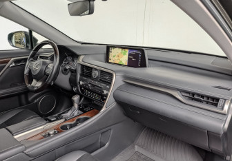 Подержанный автомобиль Lexus RX 2016 года (15 фото)