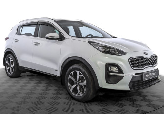 Подержанный автомобиль Kia Sportage 2021 года (3 фото)