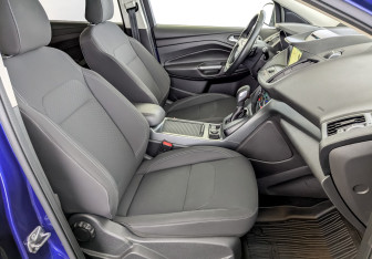 Подержанный автомобиль Ford Kuga 2018 года (23 фото)