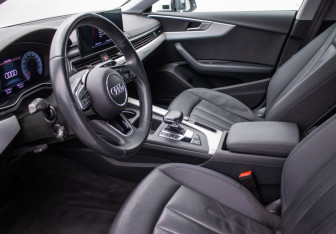 Подержанный автомобиль Audi A5 Liftback 2021 года (10 фото)
