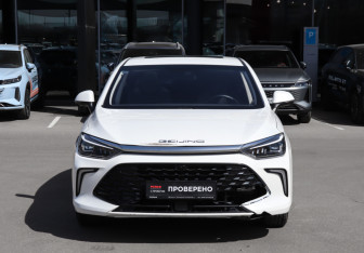 Подержанный автомобиль BAIC U5 Plus 2023 года (2 фото)