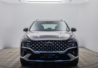 Подержанный автомобиль Hyundai Santa Fe 2021 года (8 фото)