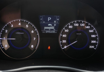Подержанный автомобиль Hyundai Solaris Sedan 2013 года (15 фото)