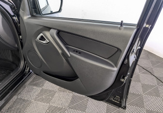 Подержанный автомобиль LADA (ВАЗ) Granta Sedan 2025 года (24 фото)