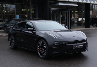 Подержанный автомобиль Zeekr 001 2023 года (3 фото)