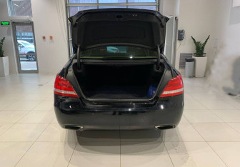 Подержанный автомобиль Hyundai Equus 2014 года (6 фото)