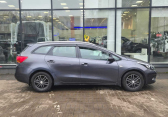 Подержанный автомобиль Kia Ceed Wagon 2013 года (4 фото)