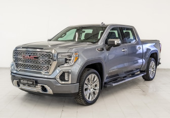 Подержанный автомобиль GMC Sierra 2021 года (1 фото)