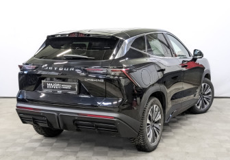 Подержанный автомобиль Jetour Dashing 2023 года (5 фото)