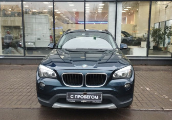 Подержанный автомобиль BMW X1 2012 года (2 фото)