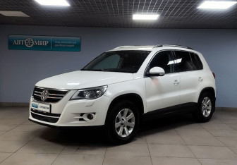 Подержанный автомобиль Volkswagen Tiguan 2008 года (1 фото)