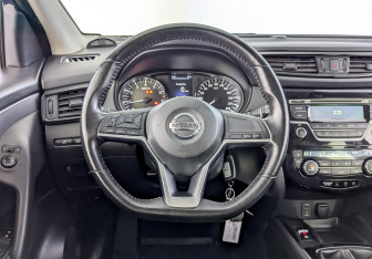 Подержанный автомобиль Nissan Qashqai 2019 года (21 фото)