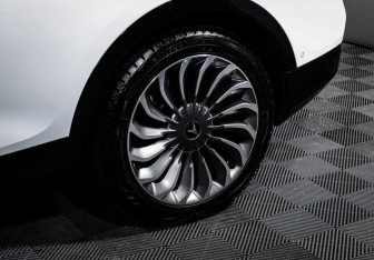 Подержанный автомобиль Voyah Free 2022 года (15 фото)