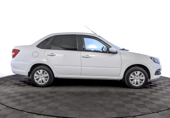 Подержанный автомобиль LADA (ВАЗ) Granta Sedan 2023 года (4 фото)