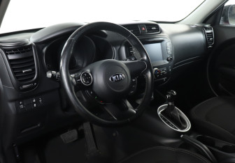 Подержанный автомобиль Kia Soul 2017 года (13 фото)
