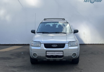 Подержанный автомобиль Ford Maverick 2006 года (2 фото)