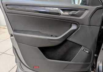Подержанный автомобиль Skoda Kodiaq 2021 года (19 фото)