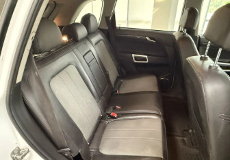 Подержанный автомобиль Opel Antara 2012 года (18 фото)
