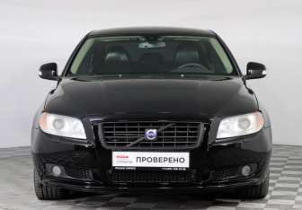 Подержанный автомобиль Volvo S80 2008 года (2 фото)