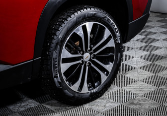 Подержанный автомобиль Chevrolet Captiva 2022 года (15 фото)