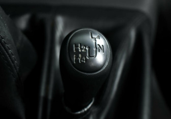 Подержанный автомобиль Toyota Hilux 2012 года (8 фото)