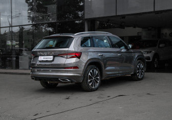Подержанный автомобиль Skoda Kodiaq 2022 года (4 фото)
