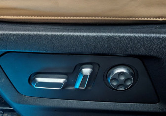 Подержанный автомобиль Jetour T2 2024 года (17 фото)