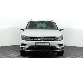 Подержанный автомобиль Volkswagen Tiguan 2018 года (2 фото)