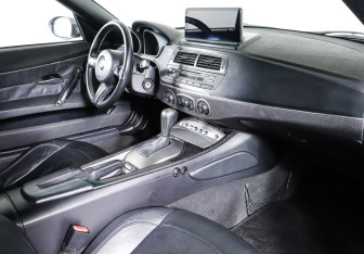 Подержанный автомобиль BMW Z4 Roadster 2004 года (20 фото)