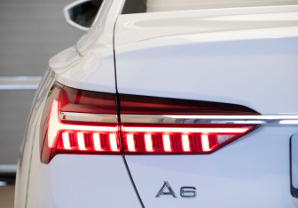 Подержанный автомобиль Audi A6 Sedan 2018 года (39 фото)