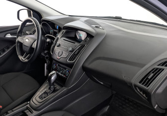 Подержанный автомобиль Ford Focus Sedan 2018 года (13 фото)