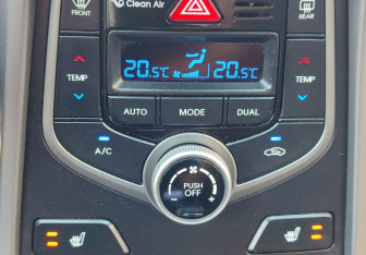 Подержанный автомобиль Hyundai Elantra Sedan 2015 года (18 фото)