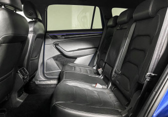 Подержанный автомобиль Skoda Kodiaq 2021 года (10 фото)