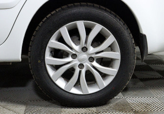 Подержанный автомобиль Datsun on-DO 2018 года (6 фото)