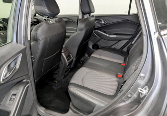 Новый Москвич 3 2025 (12 фото)