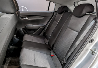 Подержанный автомобиль Kia Rio Hatchback 2021 года (12 фото)