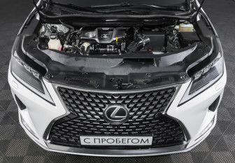 Подержанный автомобиль Lexus RX 2019 года (9 фото)