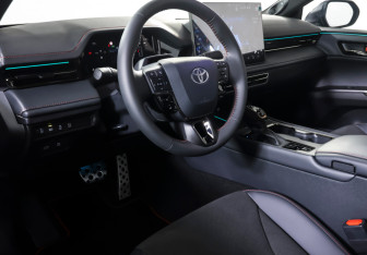 Новый Toyota Camry Sedan 2026 (17 фото)
