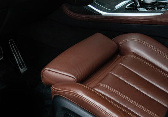 Подержанный автомобиль BMW X7 2019 года (23 фото)