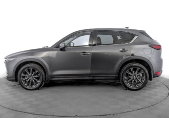 Подержанный автомобиль Mazda CX-5 2020 года (8 фото)