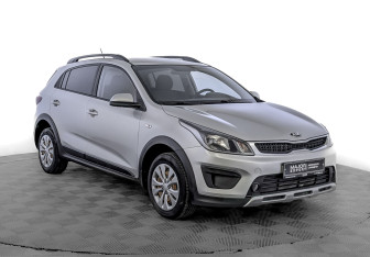 Подержанный автомобиль Kia Rio Hatchback 2019 года (3 фото)