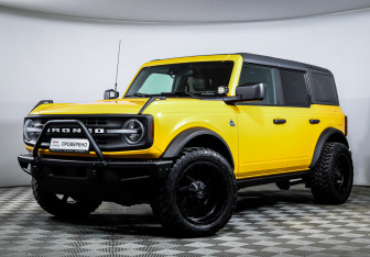 Подержанный автомобиль Ford Bronco 2021 года (32 фото)