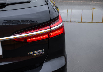 Подержанный автомобиль Audi A6 allroad 2019 года (7 фото)