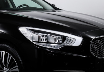 Подержанный автомобиль Kia Quoris 2018 года (17 фото)
