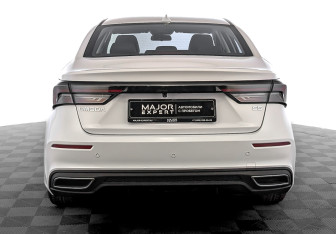 Подержанный автомобиль Omoda S5 2023 года (6 фото)