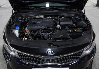 Подержанный автомобиль Kia Optima Sedan 2017 года (9 фото)