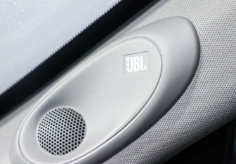 Подержанный автомобиль Toyota Camry Sedan 2018 года (16 фото)