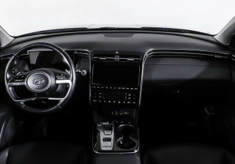 Подержанный автомобиль Hyundai Tucson 2021 года (12 фото)
