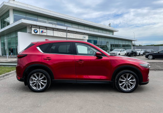 Подержанный автомобиль Mazda CX-5 2019 года (4 фото)