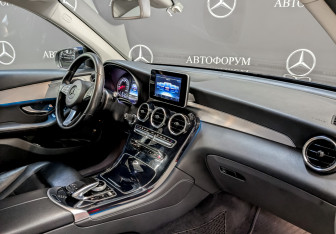 Подержанный автомобиль Mercedes-Benz GLC Coupe 2015 года (11 фото)